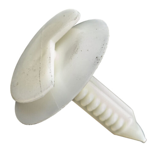 GTi Trim Clip White 24mm x 30mm